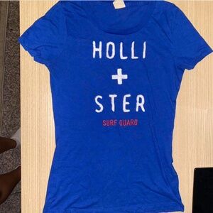 Hollister tee shirt